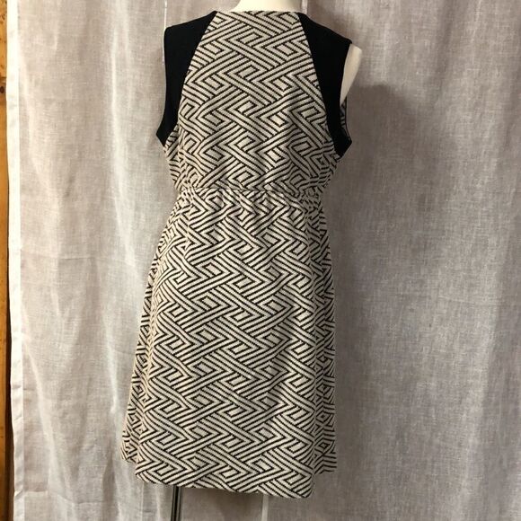 Maternal America dress - Picture 2 of 3